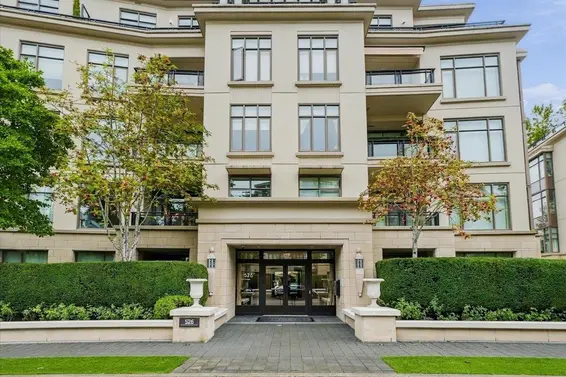 PH 526 Waters Edge Crescent, West Vancouver For Sale - image 2