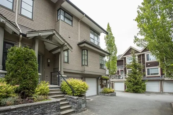 10 3150 Sunnyhurst Road, North Vancouver For Sale - image 2