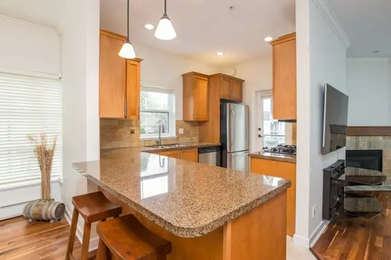 10 3150 Sunnyhurst Road, North Vancouver For Sale - image 6