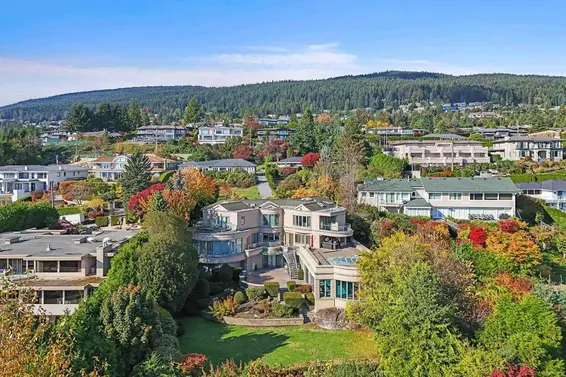 850 Farmleigh Road, West Vancouver For Sale - image 3