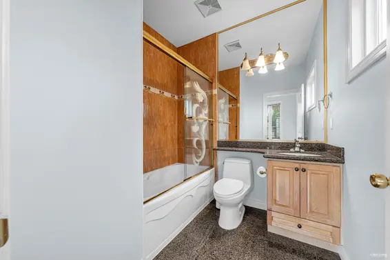 213 West 28th Street, North Vancouver For Sale - image 16