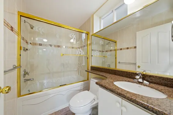 213 West 28th Street, North Vancouver For Sale - image 23