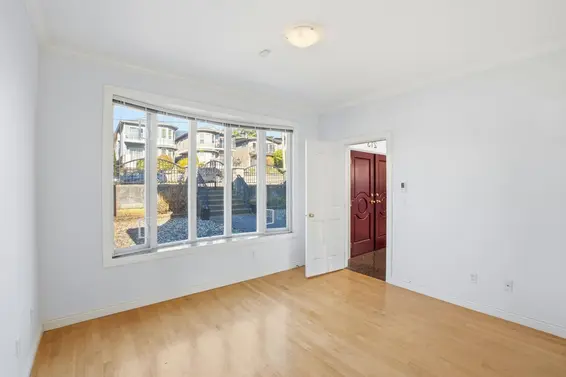 213 West 28th Street, North Vancouver For Sale - image 24