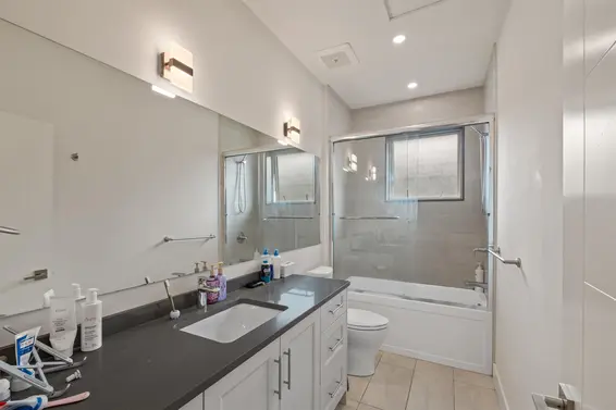 5 115 West Queens Road, North Vancouver For Sale - image 16