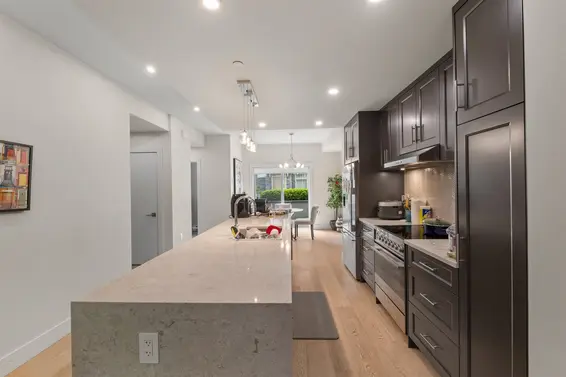 5 115 West Queens Road, North Vancouver For Sale - image 3