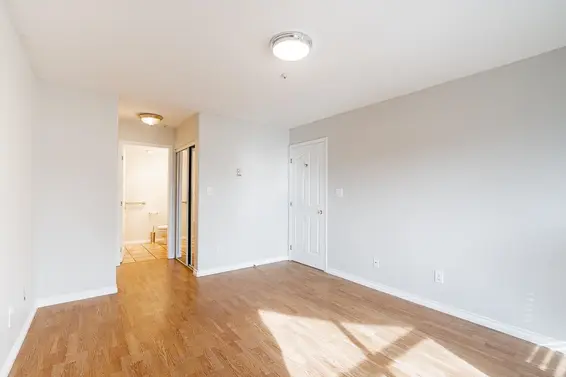 101 120 East 2nd Street, North Vancouver For Sale - image 17