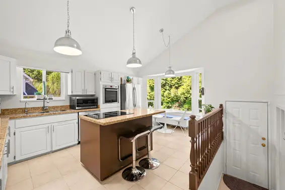 3336 Manning Crescent, North Vancouver For Sale - image 9