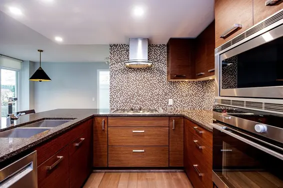 108 210 West 13th Street, North Vancouver For Sale - image 3