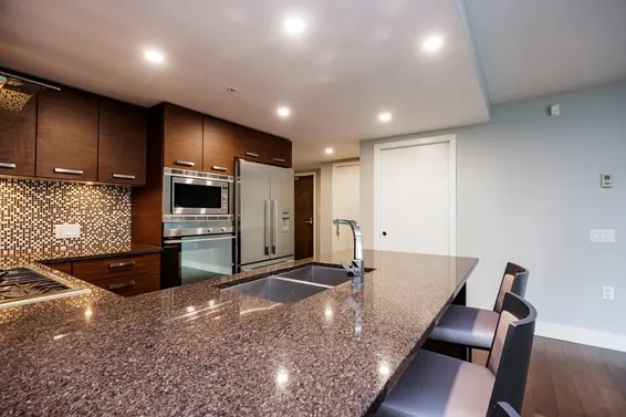 108 210 West 13th Street, North Vancouver For Sale - image 6