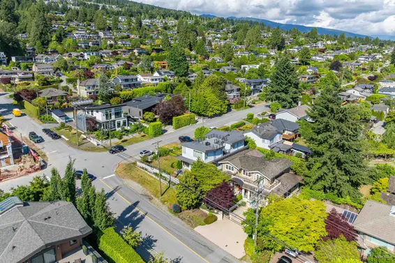 1450 25th Street, West Vancouver For Sale - image 7