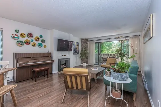 206 3191 Mountain Highway, North Vancouver For Sale - image 3