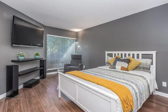 206 3191 Mountain Highway, North Vancouver For Sale - image 7