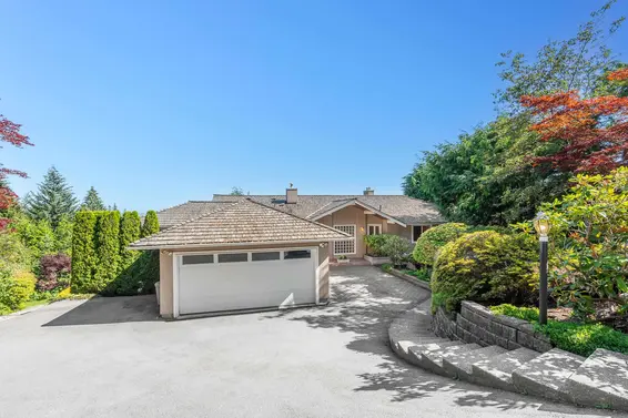 1440 Sandhurst Place, West Vancouver For Sale - image 2