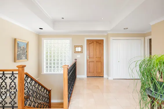 1440 Sandhurst Place, West Vancouver For Sale - image 3