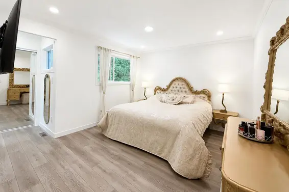 1741 Rufus Drive, North Vancouver For Sale - image 12