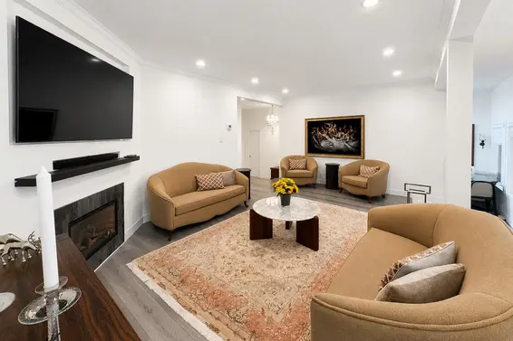 1741 Rufus Drive, North Vancouver For Sale - image 3
