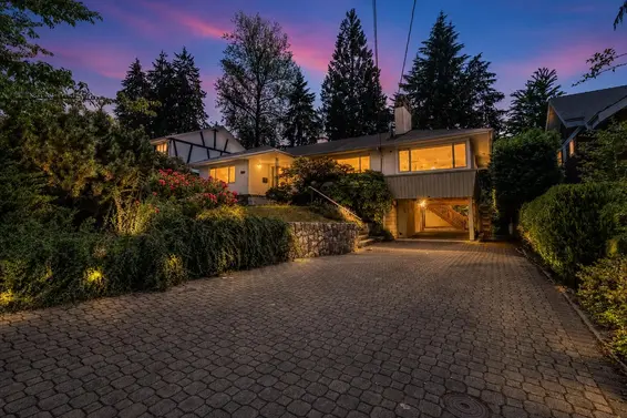 869 Clements Avenue, North Vancouver