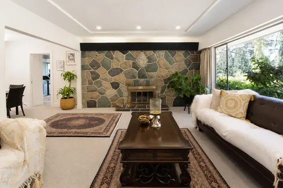 869 Clements Avenue, North Vancouver For Sale - image 3