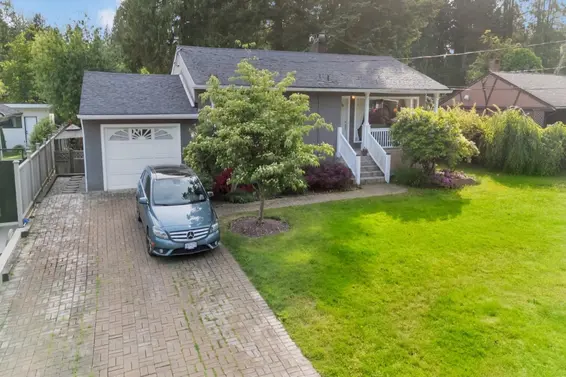 1075 Ruthina Avenue, North Vancouver For Sale - image 5