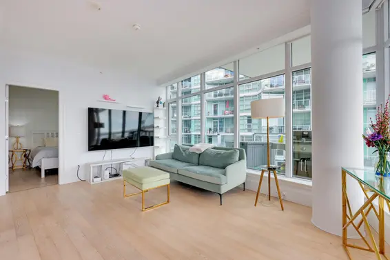 501 185 Victory Ship Way, North Vancouver For Sale - image 3