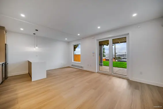 973 Adderley Street, North Vancouver For Sale - image 33