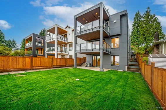 973 Adderley Street, North Vancouver For Sale - image 5