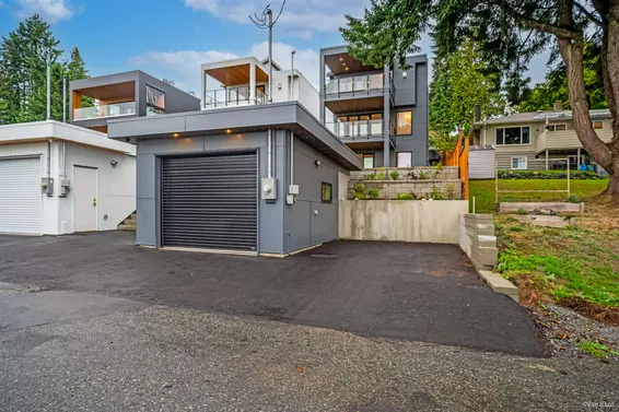 973 Adderley Street, North Vancouver For Sale - image 6