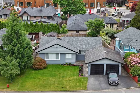 3149 Beverley Crescent, North Vancouver For Sale - image 2