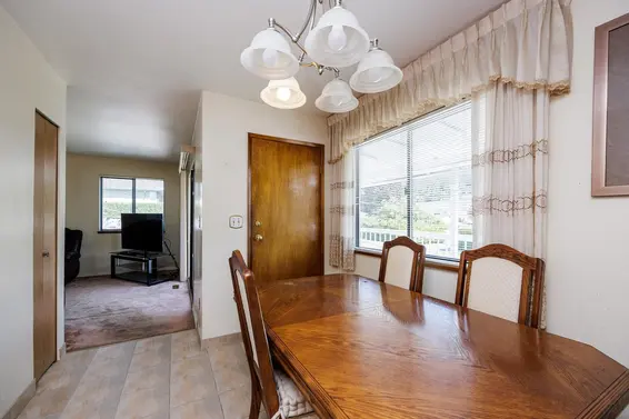 2025 St. Andrews Avenue, North Vancouver For Sale - image 32