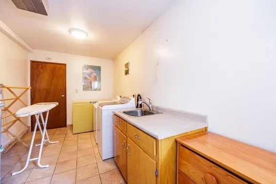 2025 St. Andrews Avenue, North Vancouver For Sale - image 39