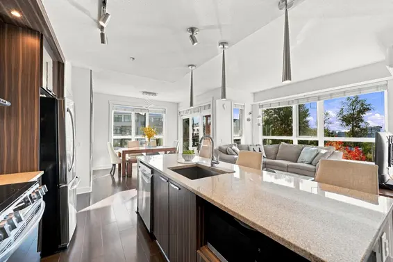 409 733 West 14th Street, North Vancouver For Sale - image 8