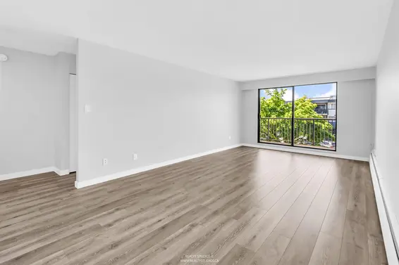 106 252 West 2nd Street, North Vancouver For Sale - image 2