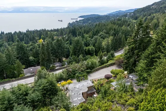 2735 Skilift Place, West Vancouver For Sale - image 19