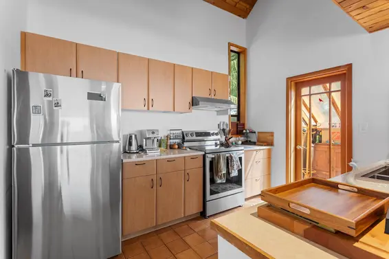 270 Mountain Drive, Lions Bay For Sale - image 11