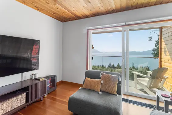 270 Mountain Drive, Lions Bay For Sale - image 15