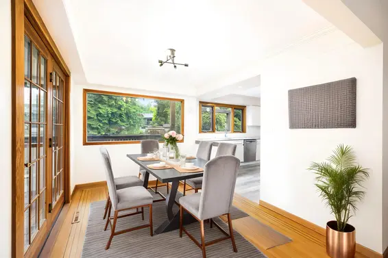 1561 Merlynn Crescent, North Vancouver For Sale - image 10