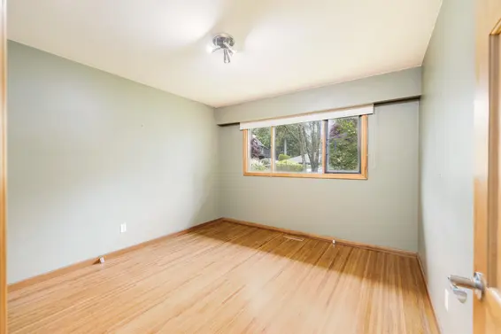 1561 Merlynn Crescent, North Vancouver For Sale - image 21