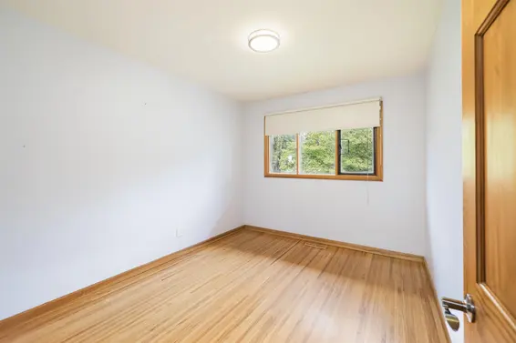 1561 Merlynn Crescent, North Vancouver For Sale - image 23