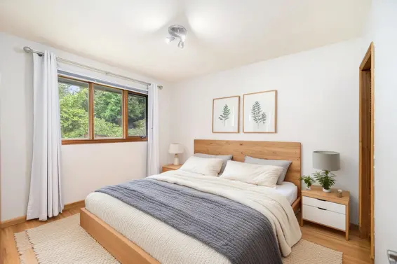 1561 Merlynn Crescent, North Vancouver For Sale - image 24