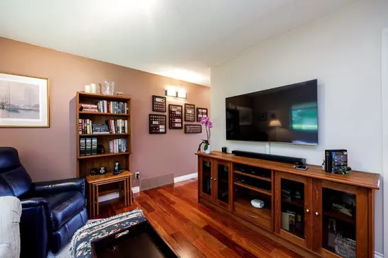 4588 Cliffmont Road, North Vancouver For Sale - image 27