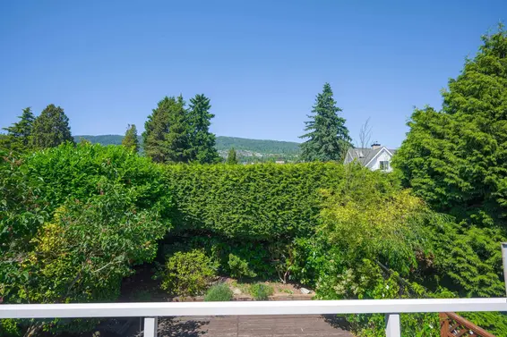 2349 Marine Drive, West Vancouver For Sale - image 30