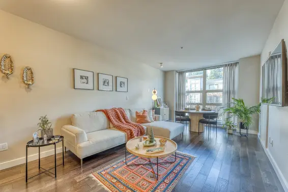 302 1182 West 16th Street, North Vancouver For Sale - image 2