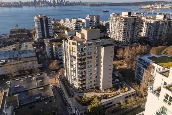 1001 124 West 1st Street, North Vancouver