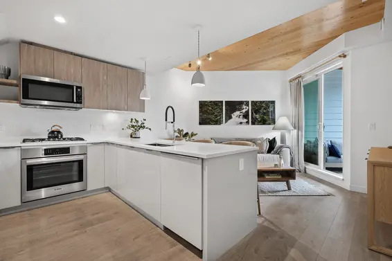 614 108 East 8th Street, North Vancouver For Sale - image 8