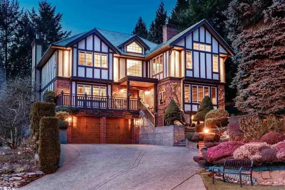 1887 Orkney Place, North Vancouver