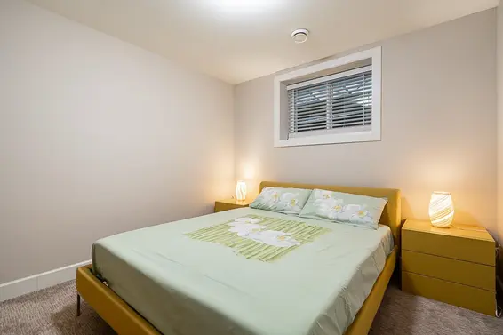 359 East 13th Street, North Vancouver For Sale - image 27