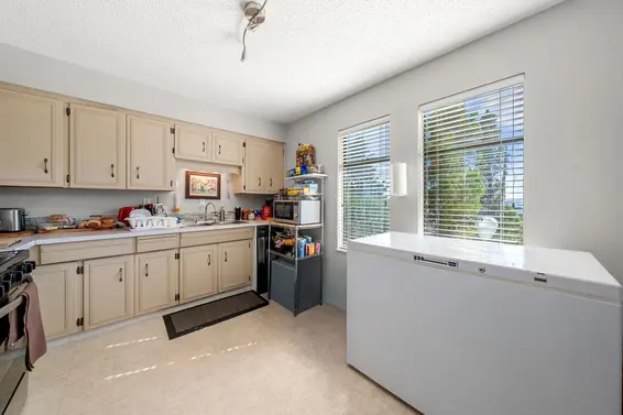 140-142 St. Patricks Avenue, North Vancouver For Sale - image 20