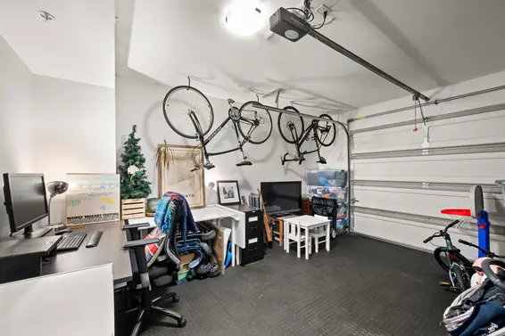 24 757 Orwell Street, North Vancouver For Sale - image 32