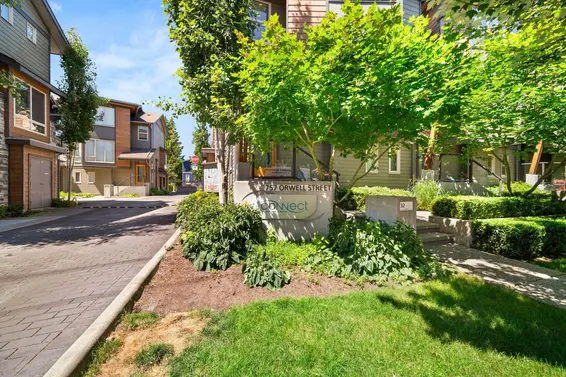 24 757 Orwell Street, North Vancouver For Sale - image 38