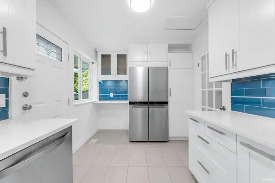 50 Glenmore Drive, West Vancouver For Sale - image 16